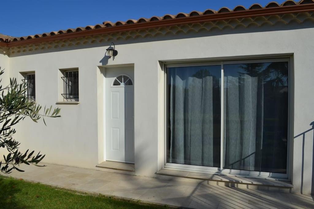 Joli Appartement Au Calme Entre Nimes Et Avignon Meynes Dış mekan fotoğraf
